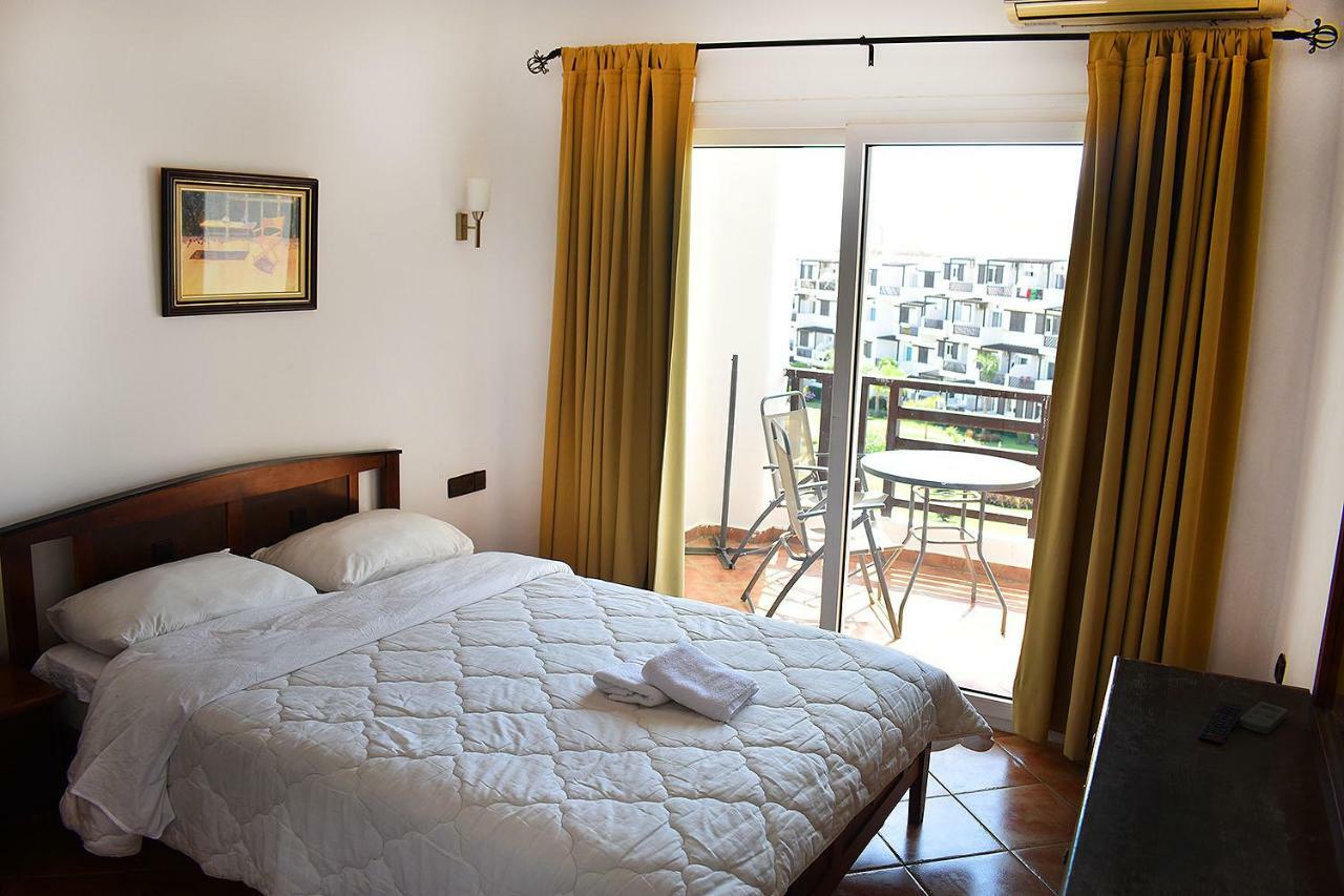 Mirador Golf Appart-Hotel Cabo Negro Luaran gambar
